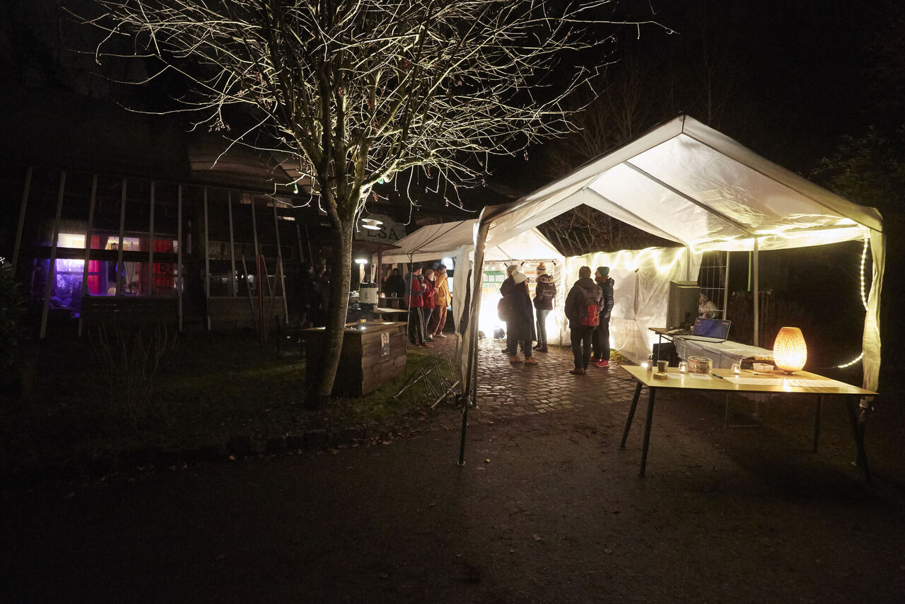 ESA-Party mit Glühwein, Partizipation und Austausch