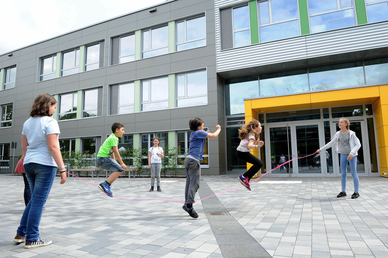 Nach der Besichtigung der Schule war noch Zeit für freies Spielen.