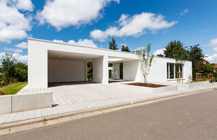 Foto: Frank Schuppelius, Schuppelius GmbH, Taunusstein Straßenansicht