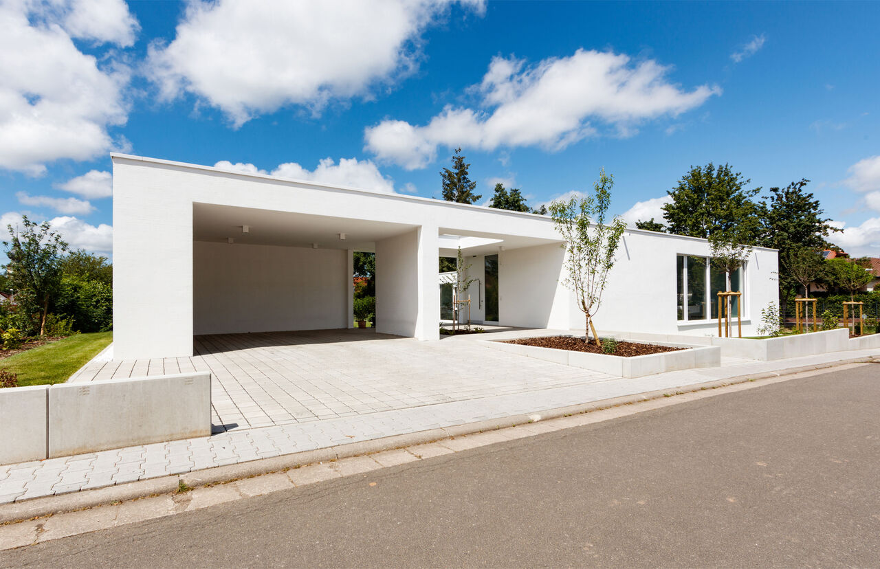 Foto: Frank Schuppelius, Schuppelius GmbH, Taunusstein - Deutschland Straßenansicht