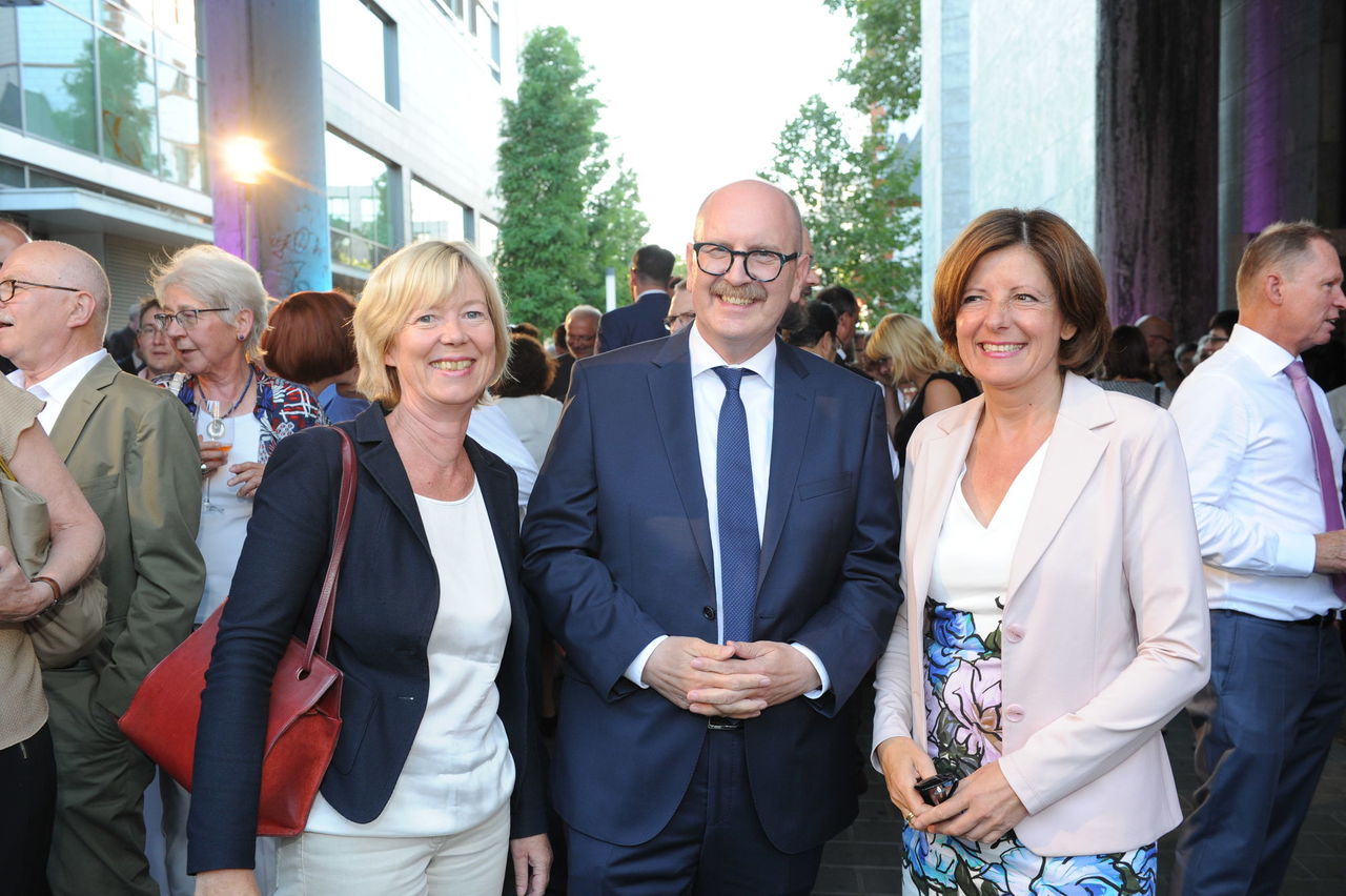 Finanzministerin Doris Ahnen, Kammerpräsident Gerold Reker und Ministerpräsidentin Malu Dreyer.