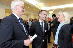 Foto: Doris Ahnen, Ministerin der Finanzen im Gespräch.