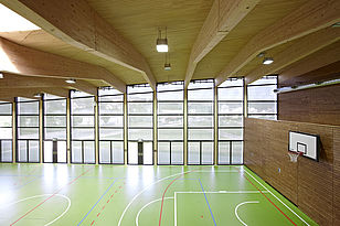 Foto: Grundschule_Mehrzweckhalle_Trier-Tarforst