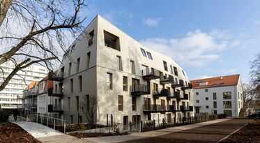 Foto: Martina Pipprich, Martina Pipprich Fotografie, Mainz Haus B/Novum ist in das Wohnquartier Hildegardis eingebettet