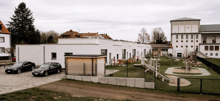 Foto: Silke Kiefer, Frau Kiefer fotografiert, Heppenheim Seitenansicht