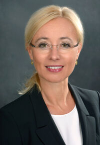 Portraitfoto Bernadette Stauder-Buschlinger