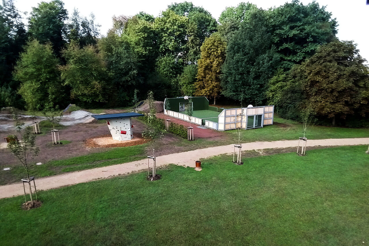 Luftbild, Scoccer, Pumptrack, Kletterboulder