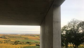 Foto: Albin Toth, Bischheim Rohbau Betonmonolith