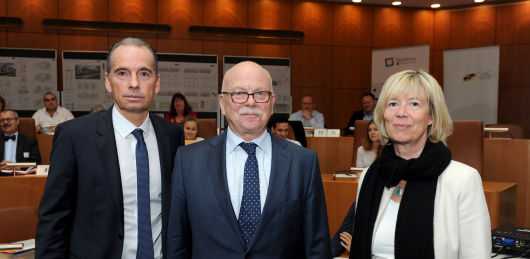 Dr. Ulrich Link, Rainer Richarts mit Finanz- und Bauministerin Doris Ahnen