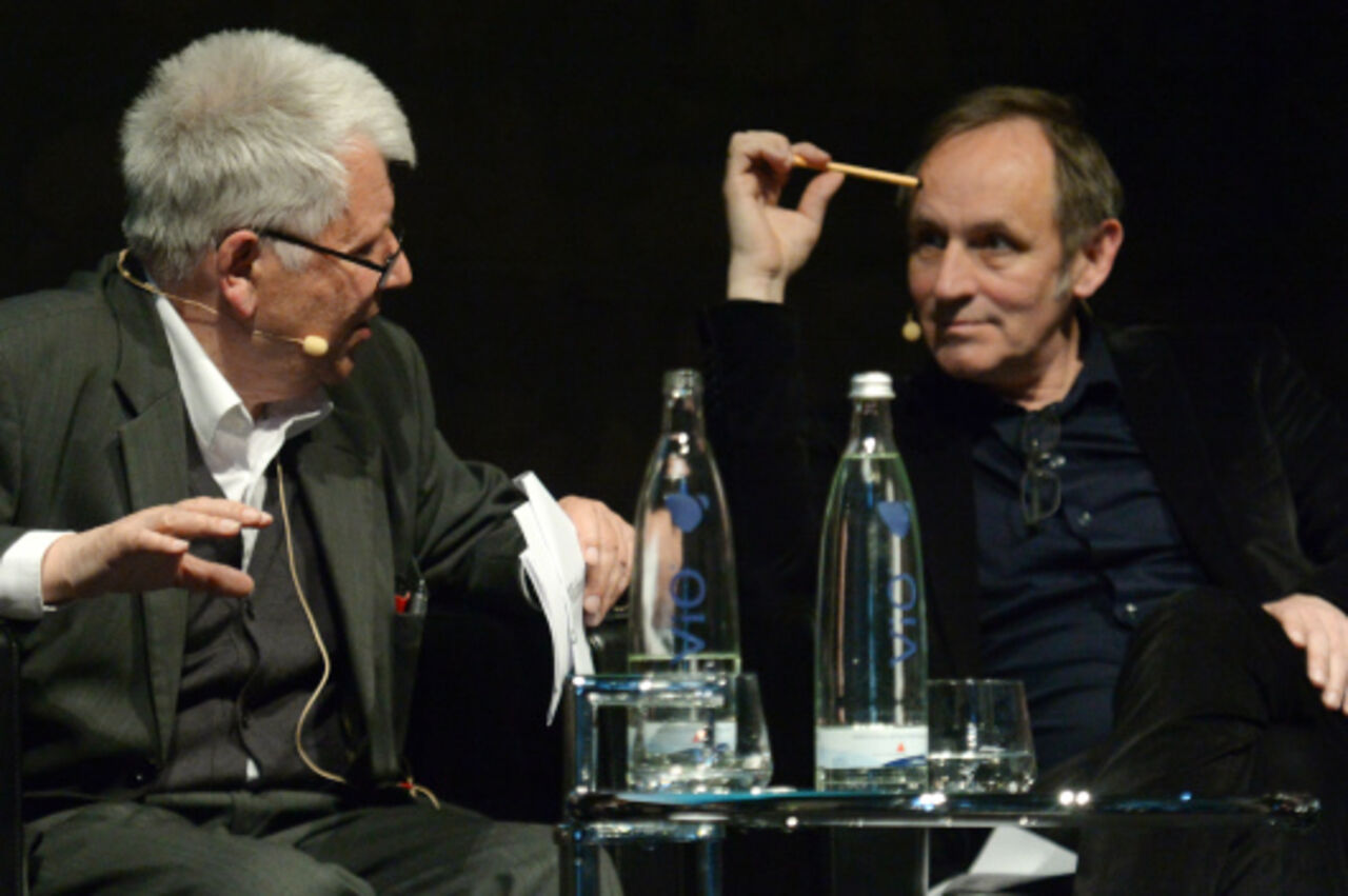 Foto: Prof. Volker Staab mit Prof. Dr. Michael Petzet in der Gesprächsrunde