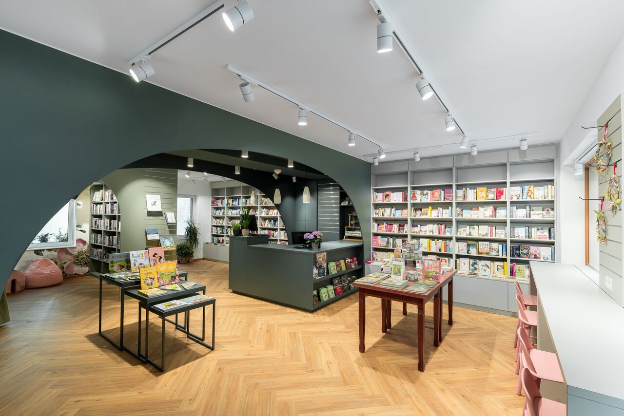 Blick vom Eingang in die Buchhandlung