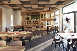 Foto: Monika Pawelke, Hein & Pawelke Architekten, Trier Ausschank Vinothek