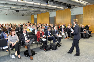 Foto: Das 15. Bauforum im ZDF-Konferenzzentrum Mainz war wieder gut besucht.