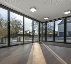 Foto: Michael Jarmusch, Koblenz Neubau Gemeindehaus Lahr - Referenzbild Innen 1