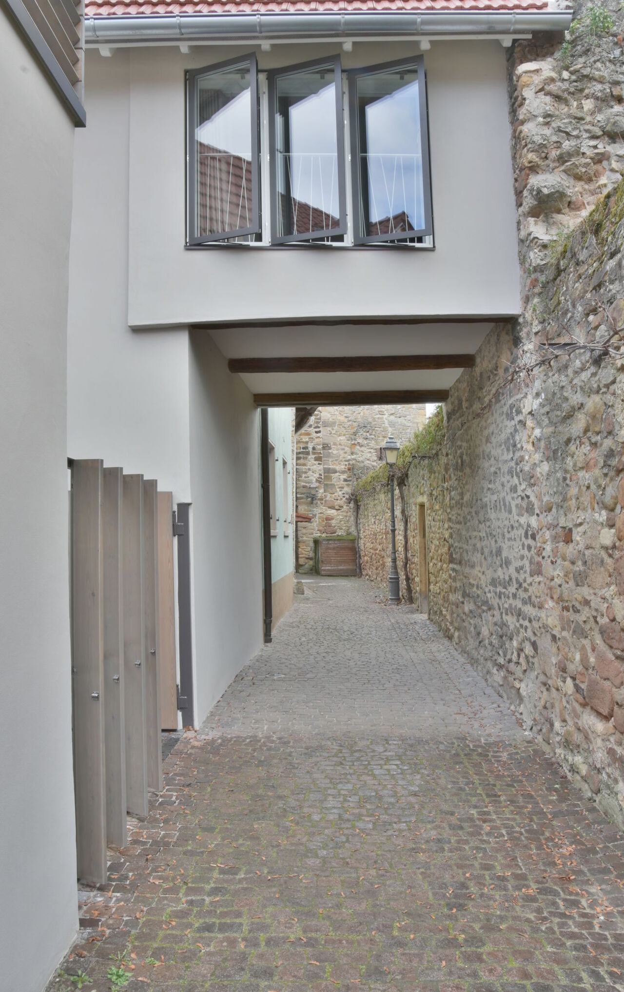 Entlang der Gasse