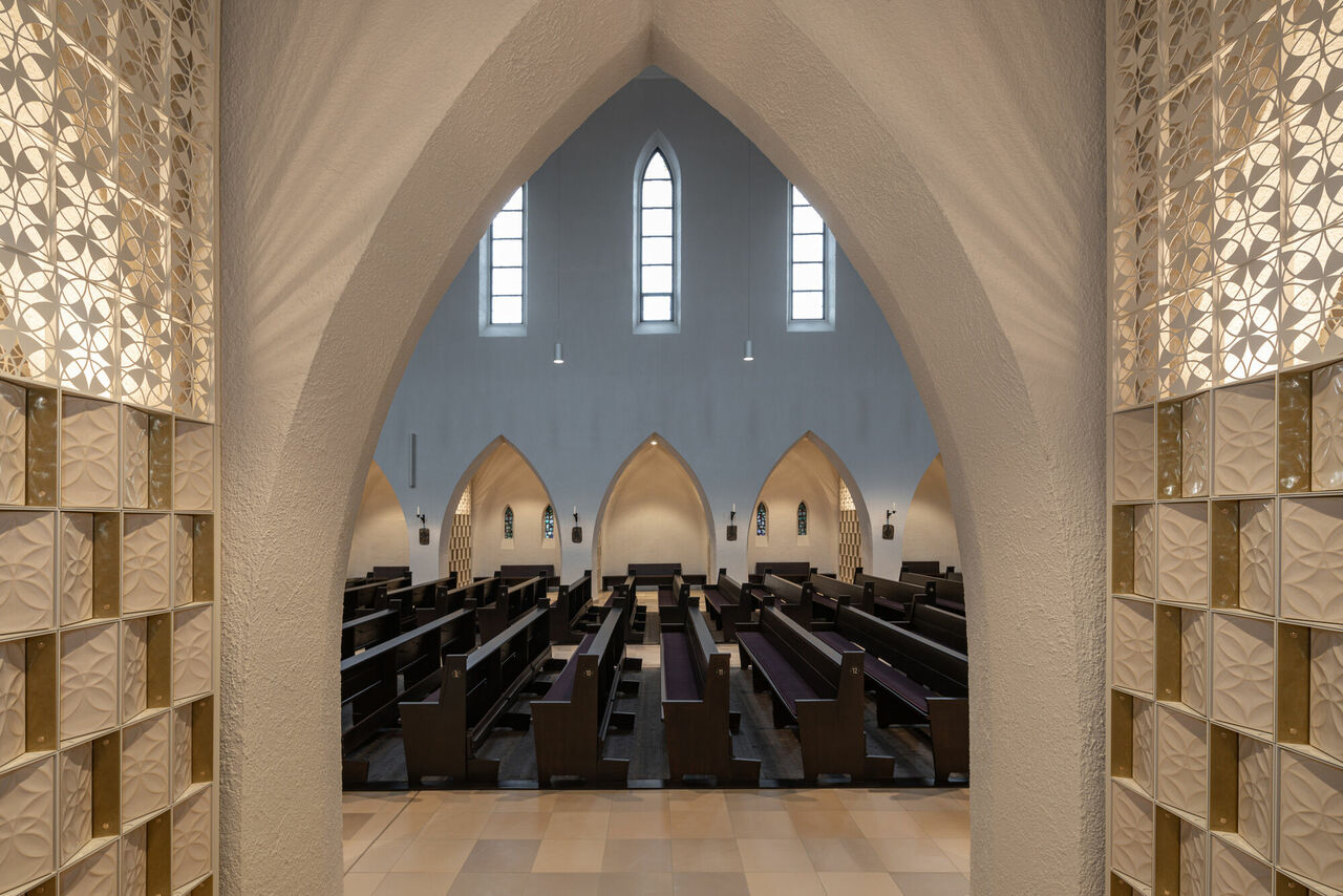 Blick aus der Kapelle Kolumbarium Gelöbniskirche Maria Schutz 