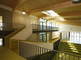 Foto: Michel Olivier, Köln Foto: Grundschule_Mehrzweckhalle_Trier-Tarforst