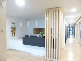 Foto: Ralph Medinger, Architekturbüro Schäfer, Neuwied Empfang EG 2