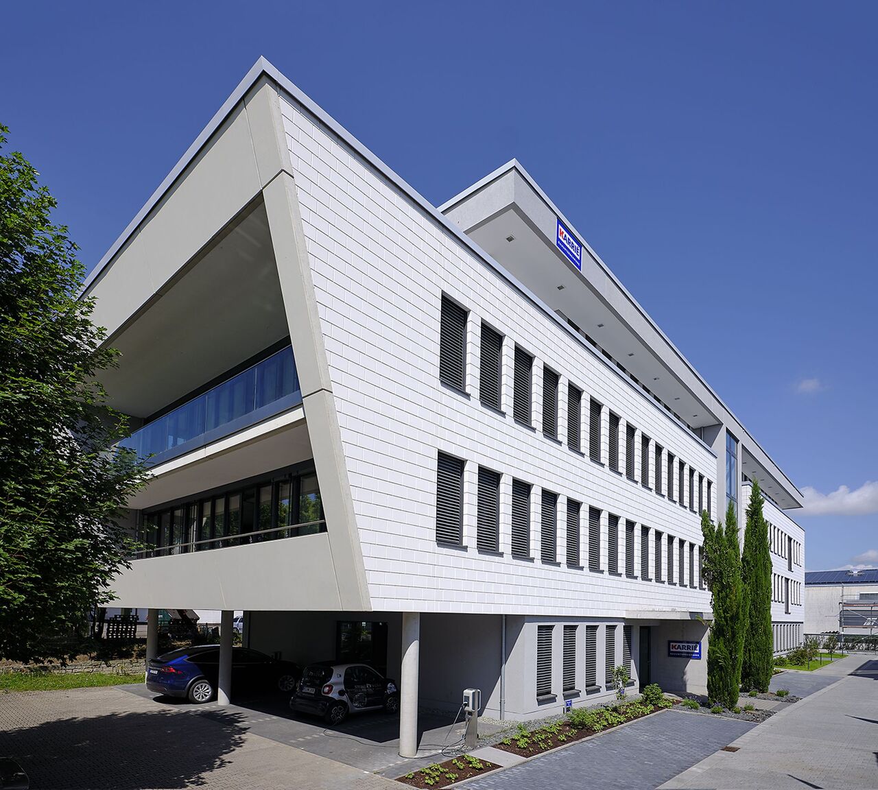 Foto: Dirk Brömmel, Dirk Brömmel, Wiesbaden - Deutschland Fassade Straße 01