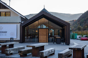 Foto: Oliver Zink, zink-projects GmbH, Hennef Perspektive Eingang