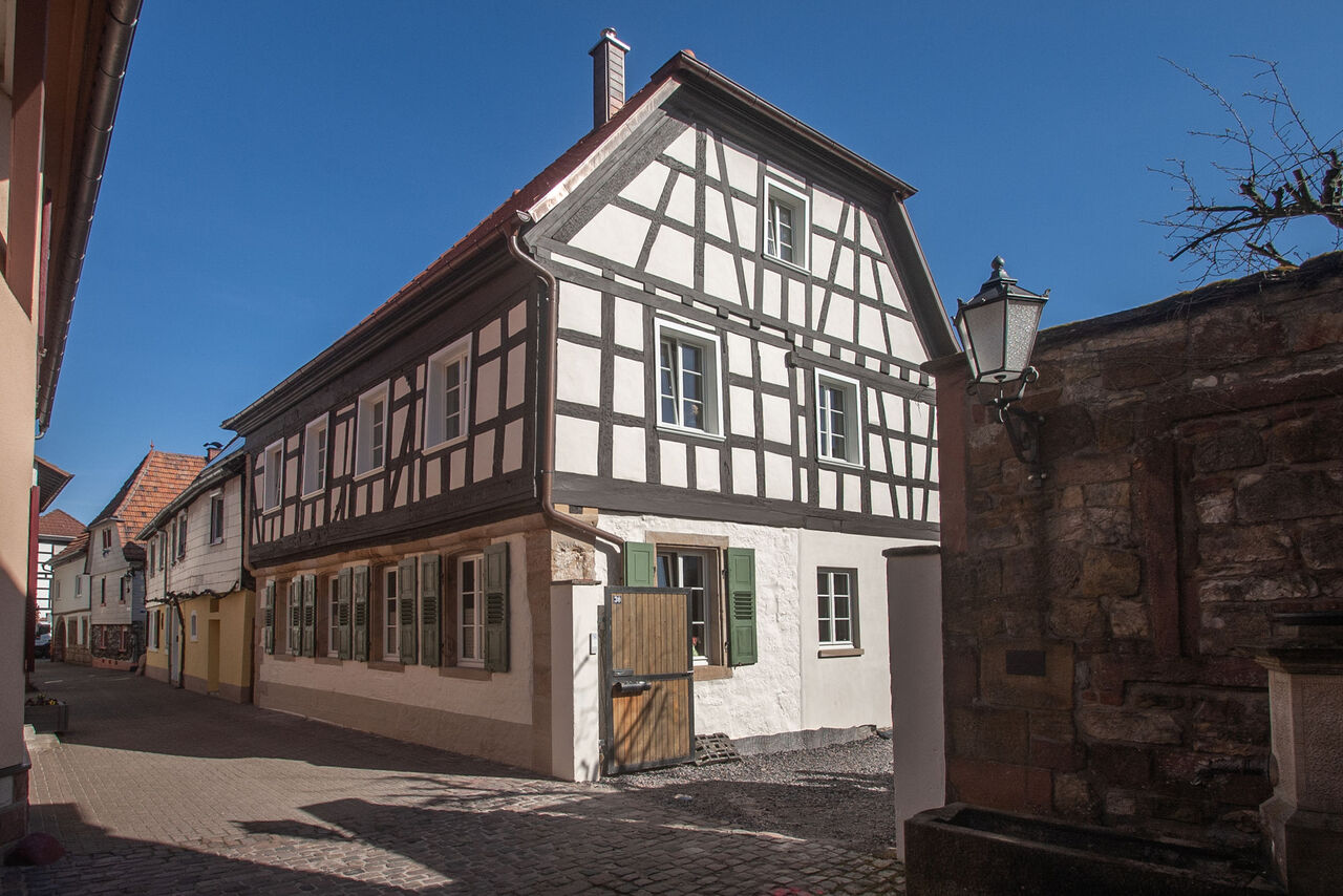Foto: Jens Huck, Klingenmünster - Deutschland Ansicht Straße