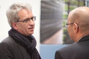 Matthias Versbach, architekten dold + versbach, im Gespräch mit Kammerpräsident Reker.