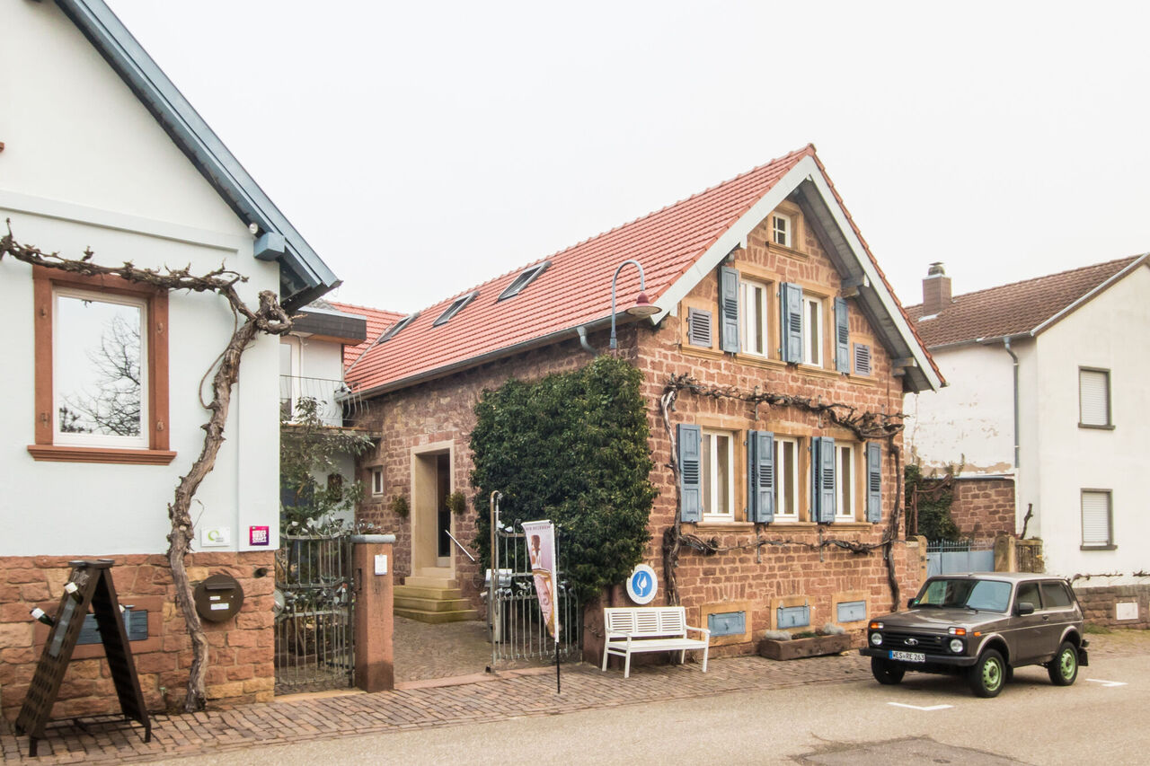 Heußler_Vino_01