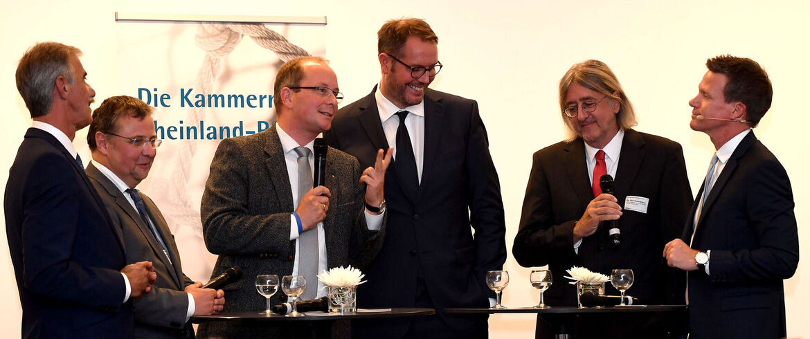 Gerd Schreiner, MdL, in der Gesprächsrunde beim Parlamentarischen Abend der Kammern in Rheinland-Pfalz. KiRLP