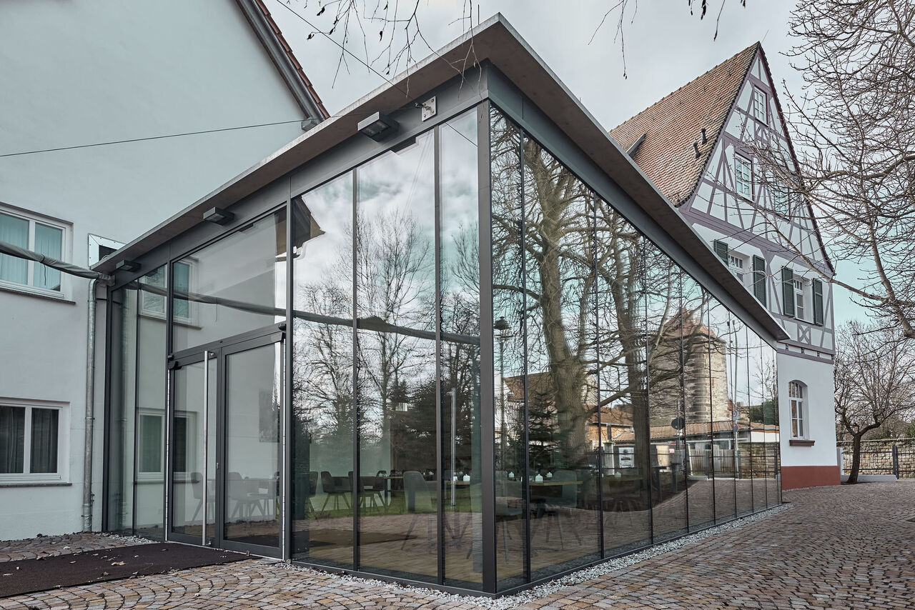 Foto: Gunther Schweigert, OUTFORLUNCH PHOTOGRAPHY, Kaiserslautern - Deutschland Nord-Ost Fassade