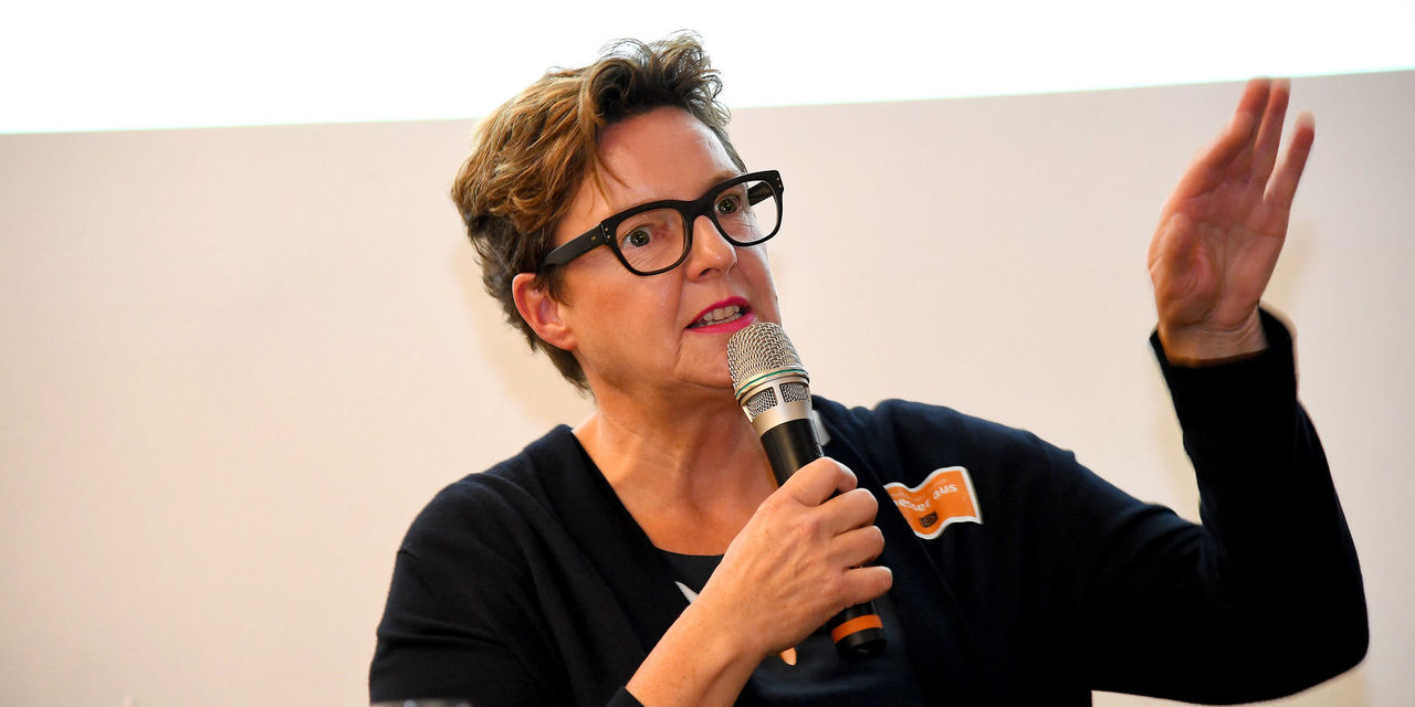 Simone Bücksteeg, Frankfurt/Main