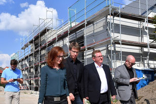 Beim Verlassen der Baustelle in Mutterstadt. 