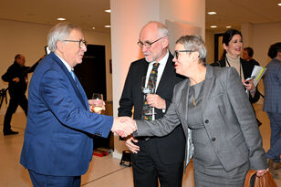 Juncker, Becker, Müller