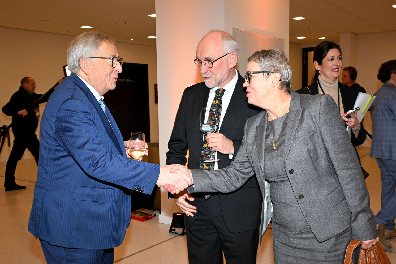 Juncker, Becker, Müller