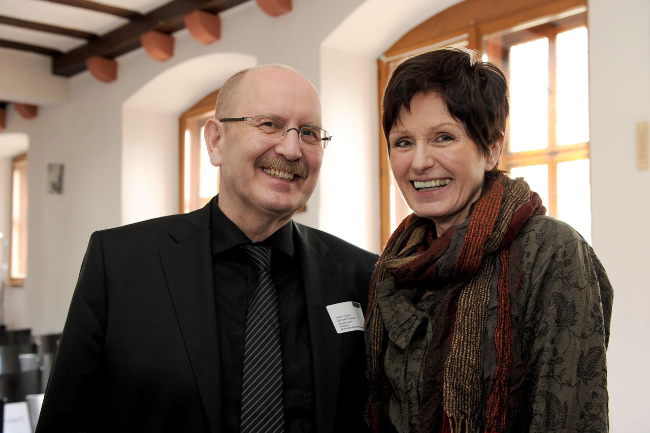 Präsident der Architektenkammer Rheinland-Pfalz Gerold Reker mit seiner Frau Barbara Reker.