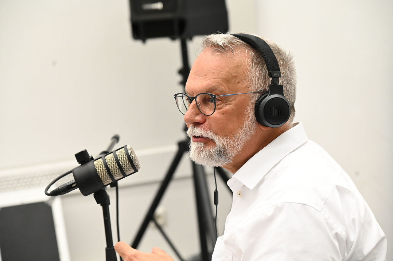 Vizepräsident Frank Böhme bei der Aufnahme des Podcasts im Zentrum Baukultur