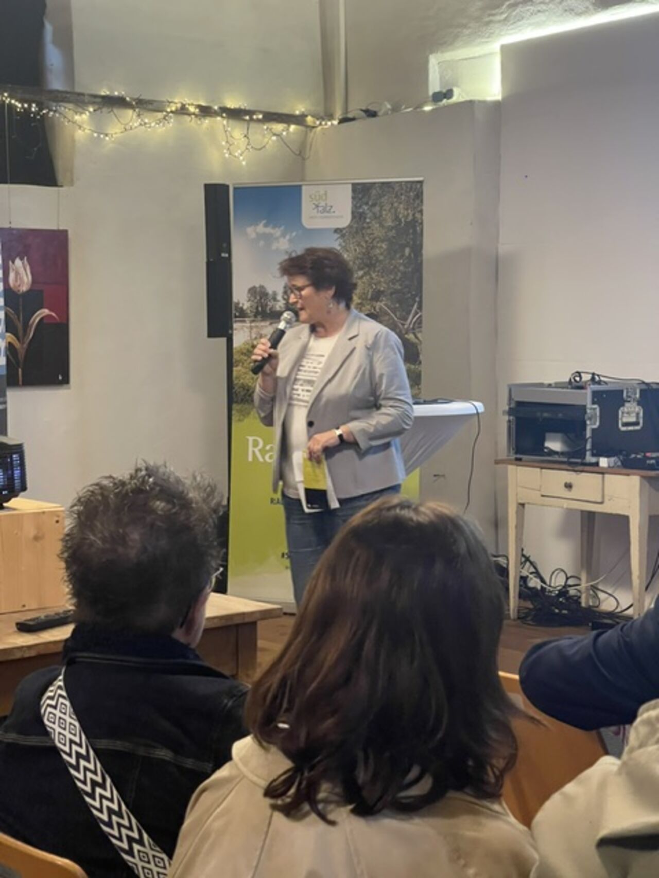 Foto: Dr. Christoph H. Nuehlen Beigeordnete Anette Kloos eröffnet die Veranstaltung.