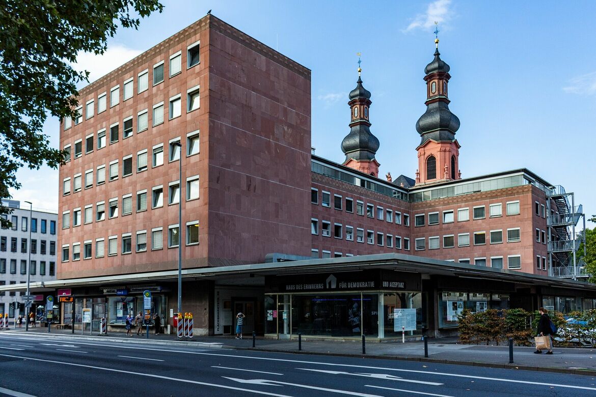 Das Allianzhaus, Ansicht vom Flachsmarkt