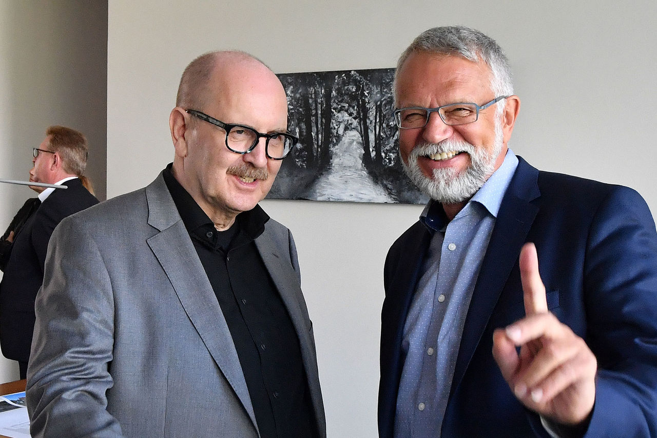 Gerold Reker, Freier Architekt, Dipl.-Ing. Präsident der Architektenkammer Rheinland-Pfalz und Frank Böhme, Freier Stadtplaner, Dipl.-Ing. Vizepräsident der Architektenkammer Rheinland-Pfalz.