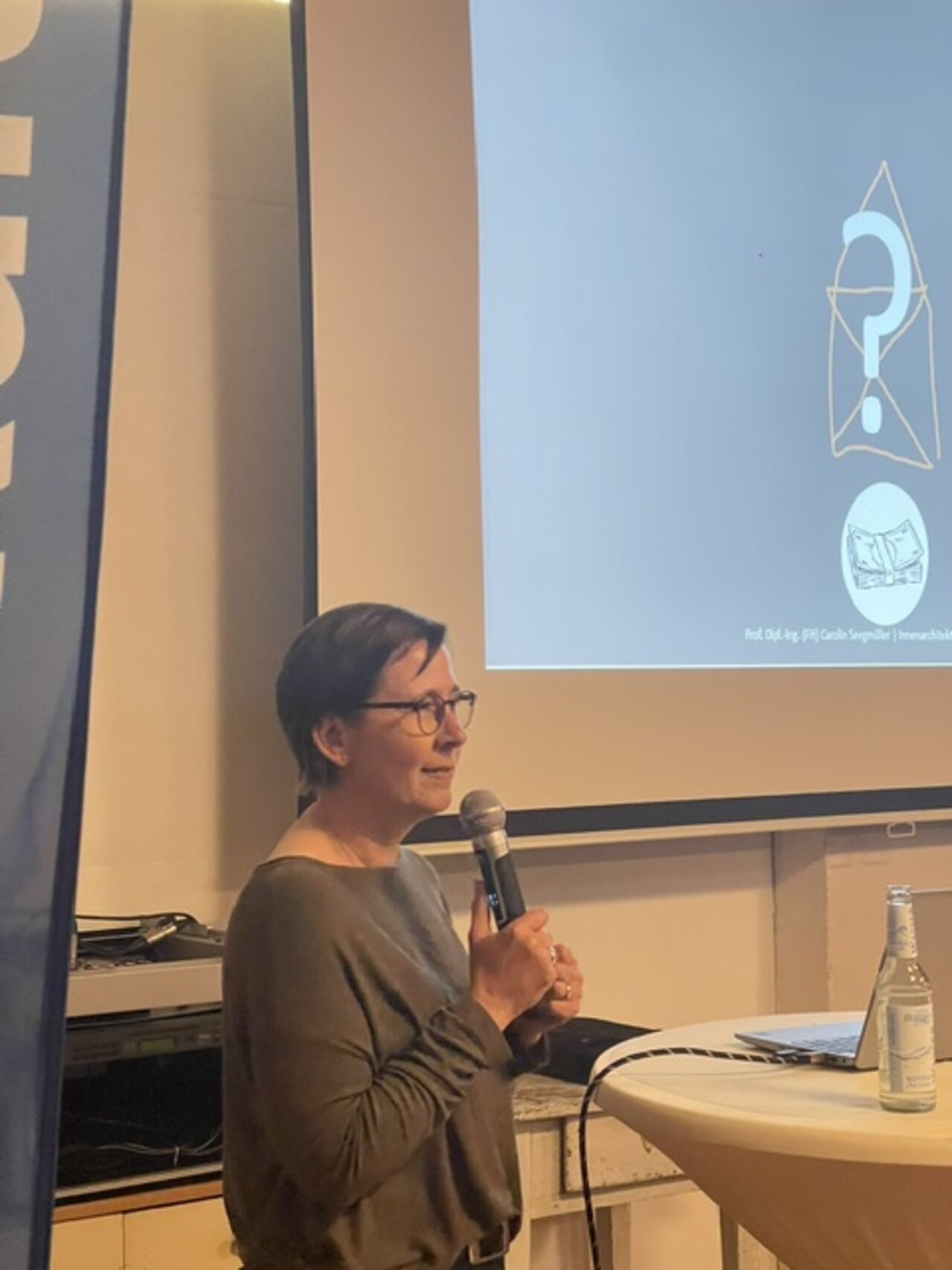 Foto: Dr. Christoph H. Nuehlen Referentin Prof. Carolin Seegmüller zu Planung und Umsetzung von Umbauprojekten.