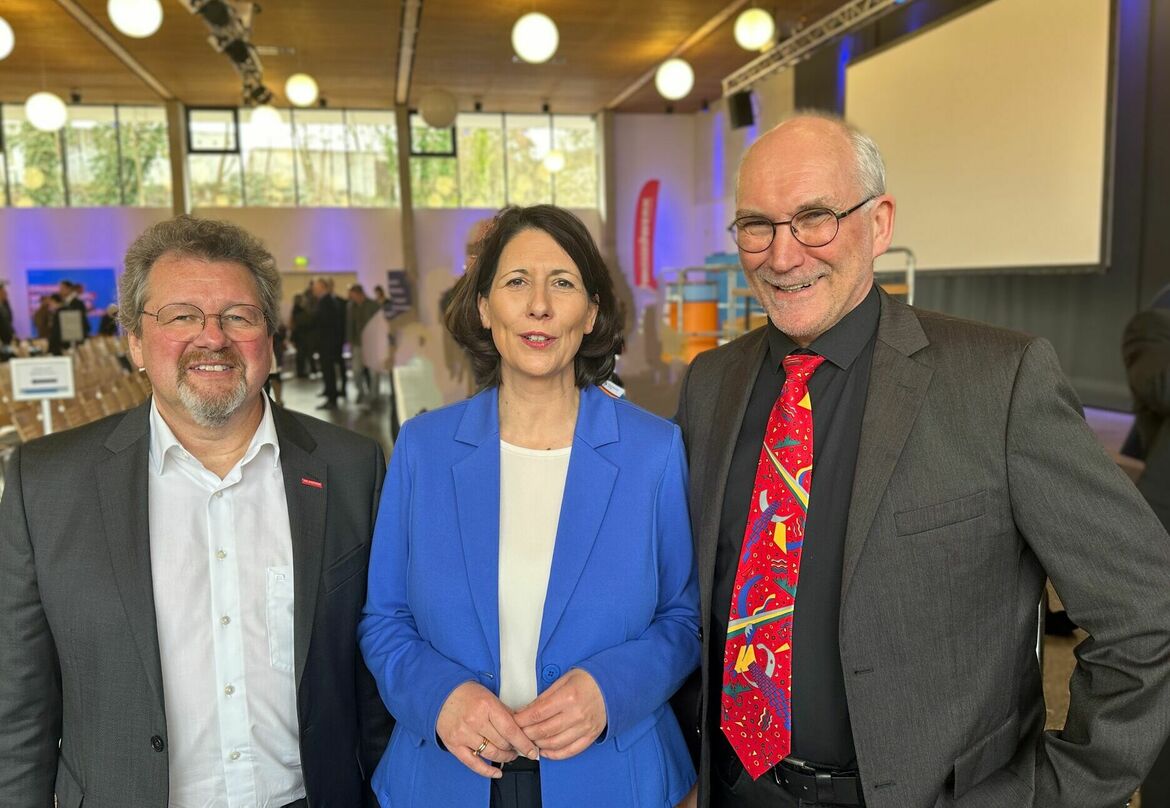 Foto: HWK Dirk Fischer, Ministerin Daniela Schmitt, Joachim Becker