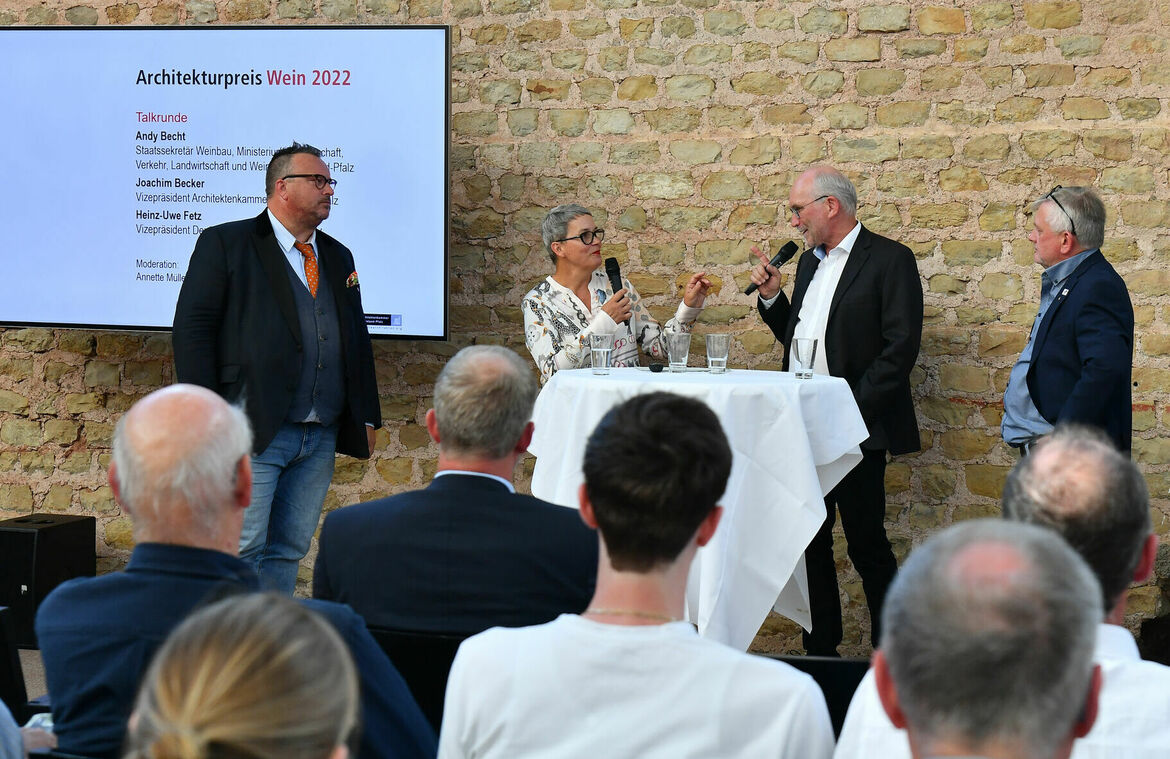 Foto: Kristina Schäfer, Mainz Andy Becht, Annette Müller (Moderation), Joachim Becker, Heinz-Uwe Fetz