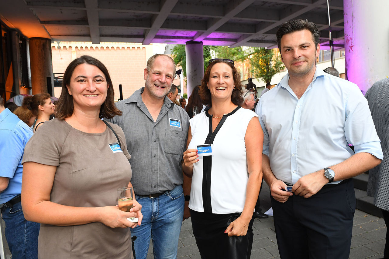 Innenarchitektin Eva Holdenried, Vorstandsmitglied der AKRP, Architekt Oliver Sommer, Bianca Konrath, Stellvertretende Geschäftsführerin der Ingenieurkammer Rheinland-Pfalz und Martin Böhme, Geschäftsführer Ingenieurkammer Rheinland-Pfalz (v.l.n.r.)