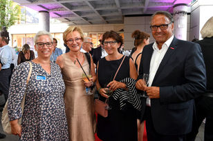 Nicole Morsblech, Barbara Schleicher-Rothmund, Begoña Hermann und Ralf Hellrich.