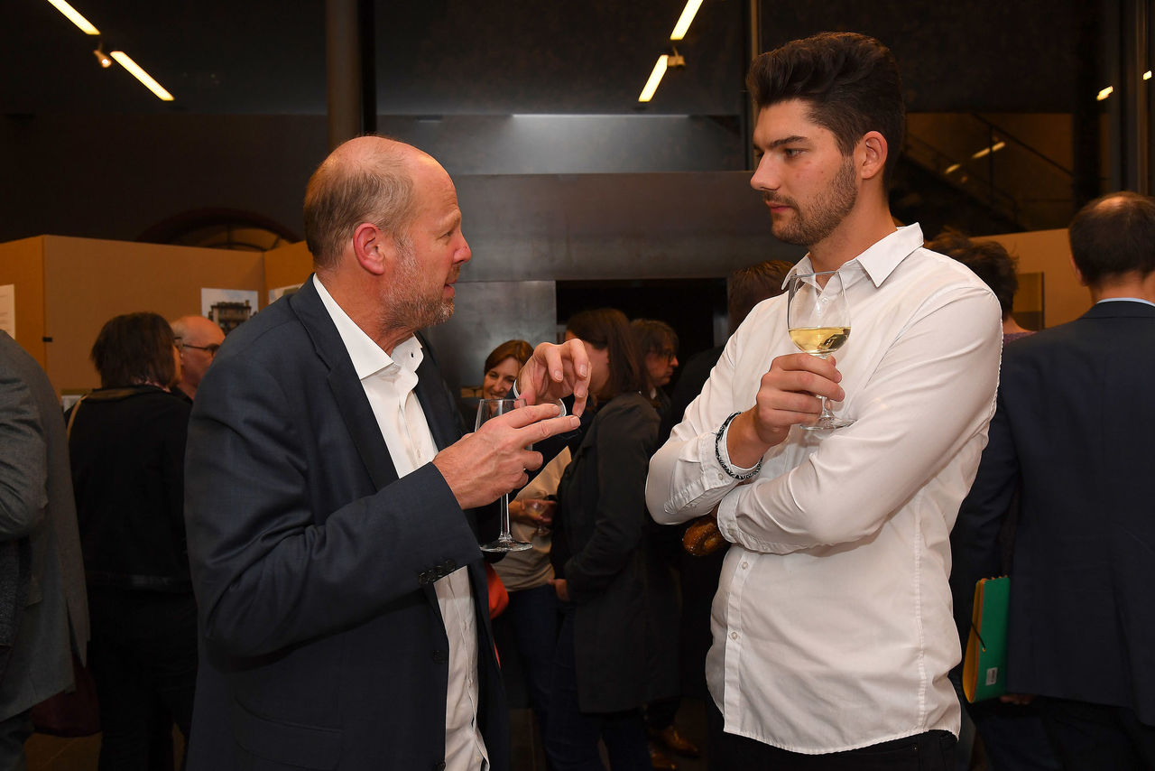 v.l.n.r. Prof. Heinrich Lessing und Marius Mersinger, einer der Workshopteilnehmer