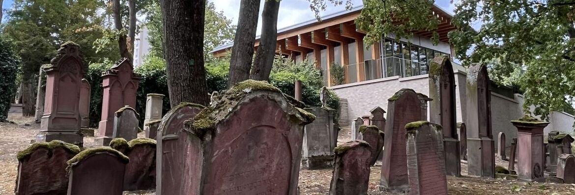 Foto: Elke Höllein Besuchszentrum Jüdischer Friedhof Mainz
