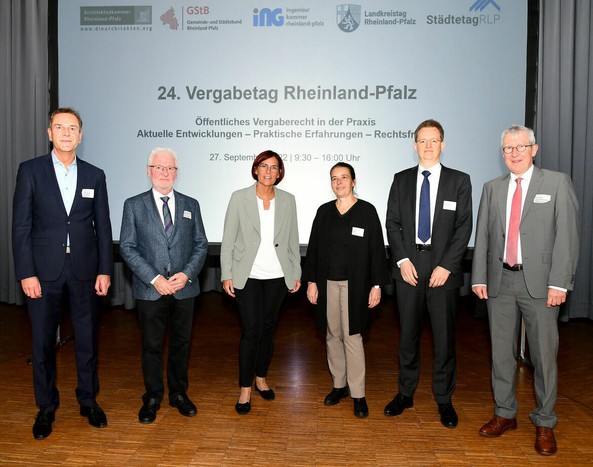 Dr. Volker Schnepel, Dr.-Ing. Horst Lenz, Petra Dick-Walter, Edda Kurz, Michael Mätzig, Norbert Portz (v.l.n.r.) 