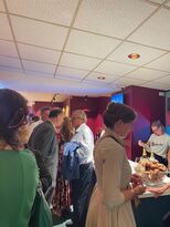 Foto: Dr. Christoph H. Nuehlen Get Together im Foyer des Kinos