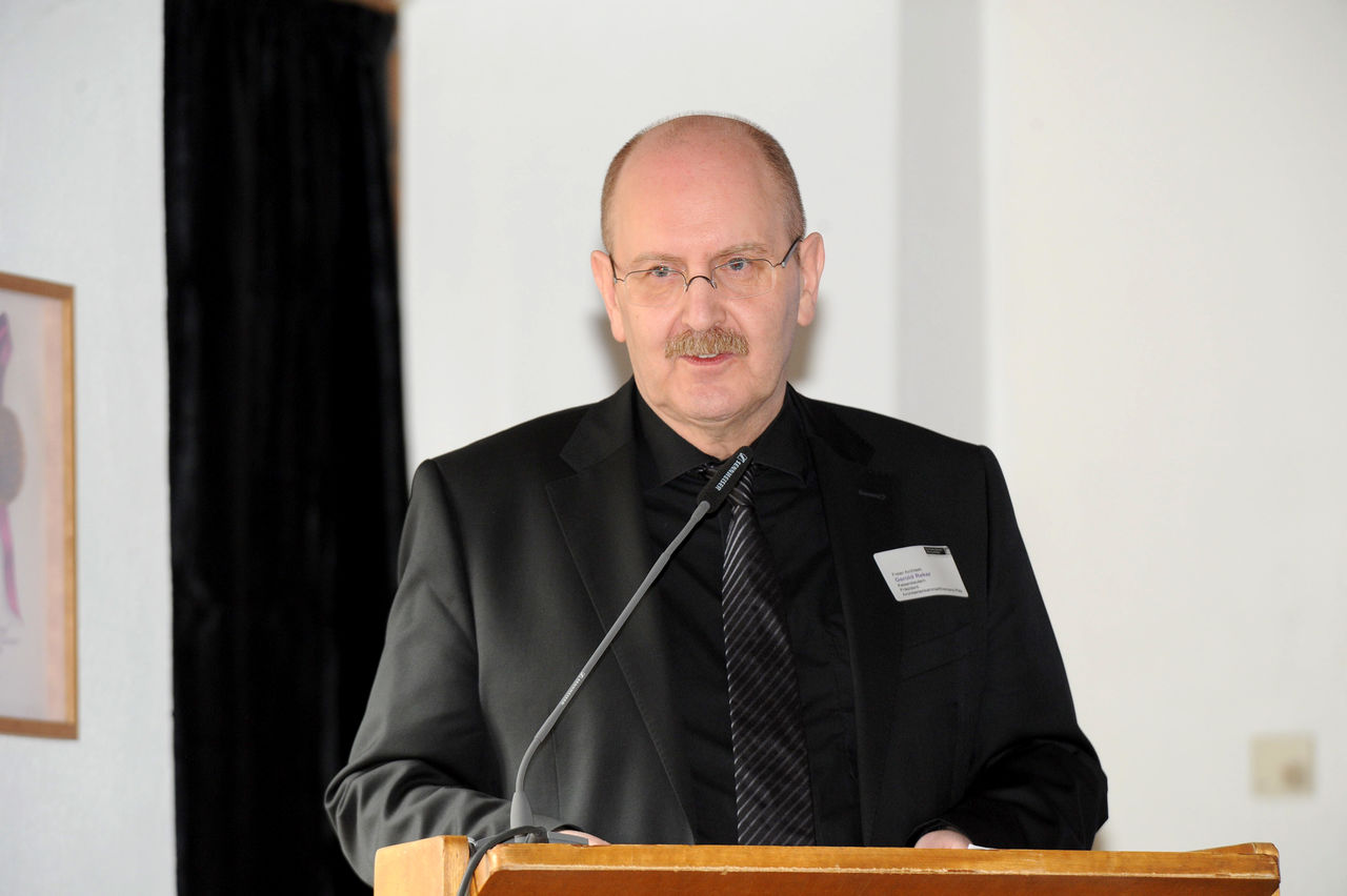 Präsident Gerold Reker machte den Auftakt und begrüßte die zahlreichen Teilnehmer der Veranstaltung.