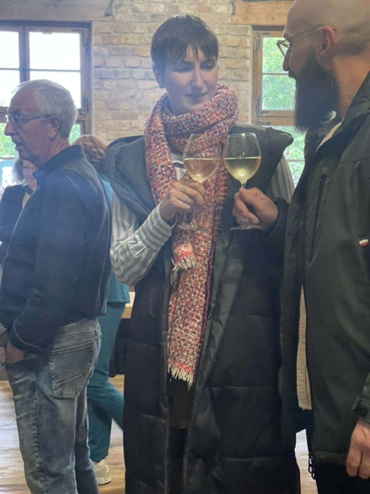Foto: Dr. Christoph H. Nuehlen Austausch der Gäste während des Empfangs vor Veranstaltungsbeginn.