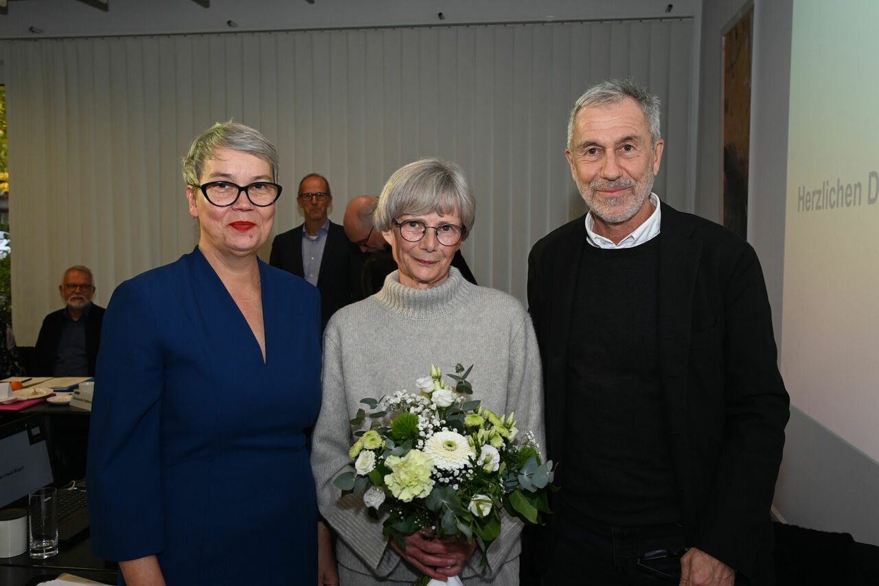 Präsident Joachim Rind, Hauptgeschäftsführerin Annette Müller, Ursula Wege